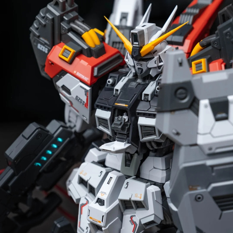 Model Kit Fenrir - ZZA REGUS GZSS-OX-001 Captain Mobile Suit,