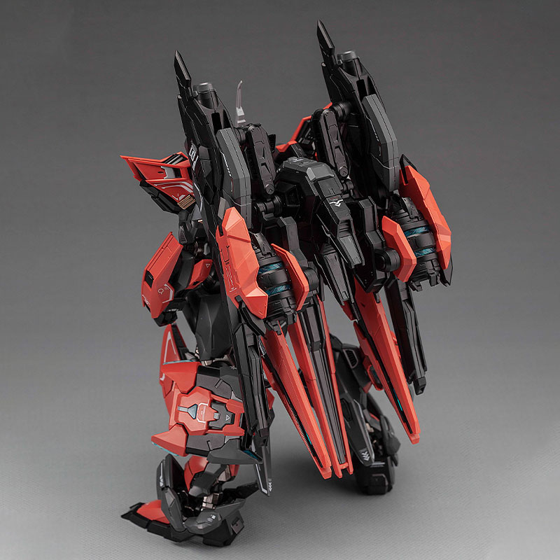 En Stock, escala 1/100, aniqui - Model Kit Fenrir reseña y precio