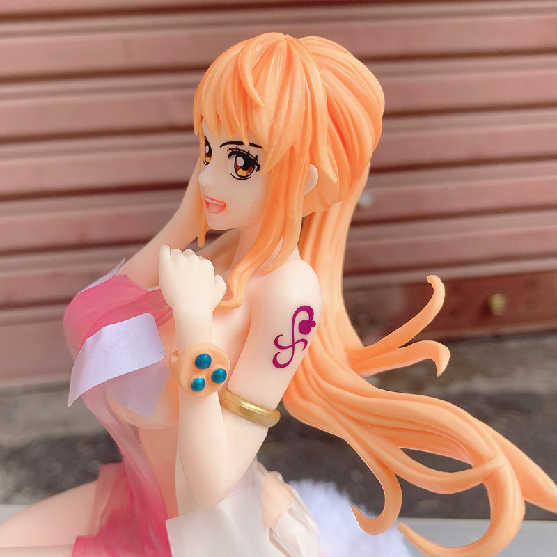 Figura de acción hecha a mano  - Model Kit Anubis reseña y precio