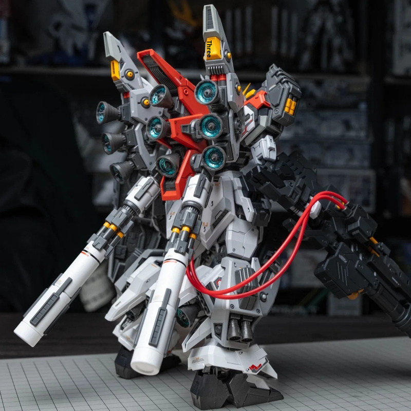 ZZA REGUS GZSS-OX-001 Captain  - Model Kit Fenrir reseña y precio