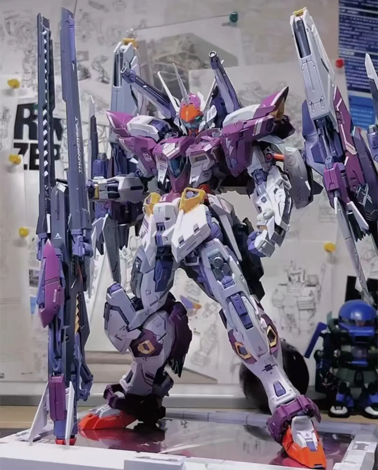 En stock IN ERA + MG 1/100 THU - Model Kit Fenrir reseña y precio