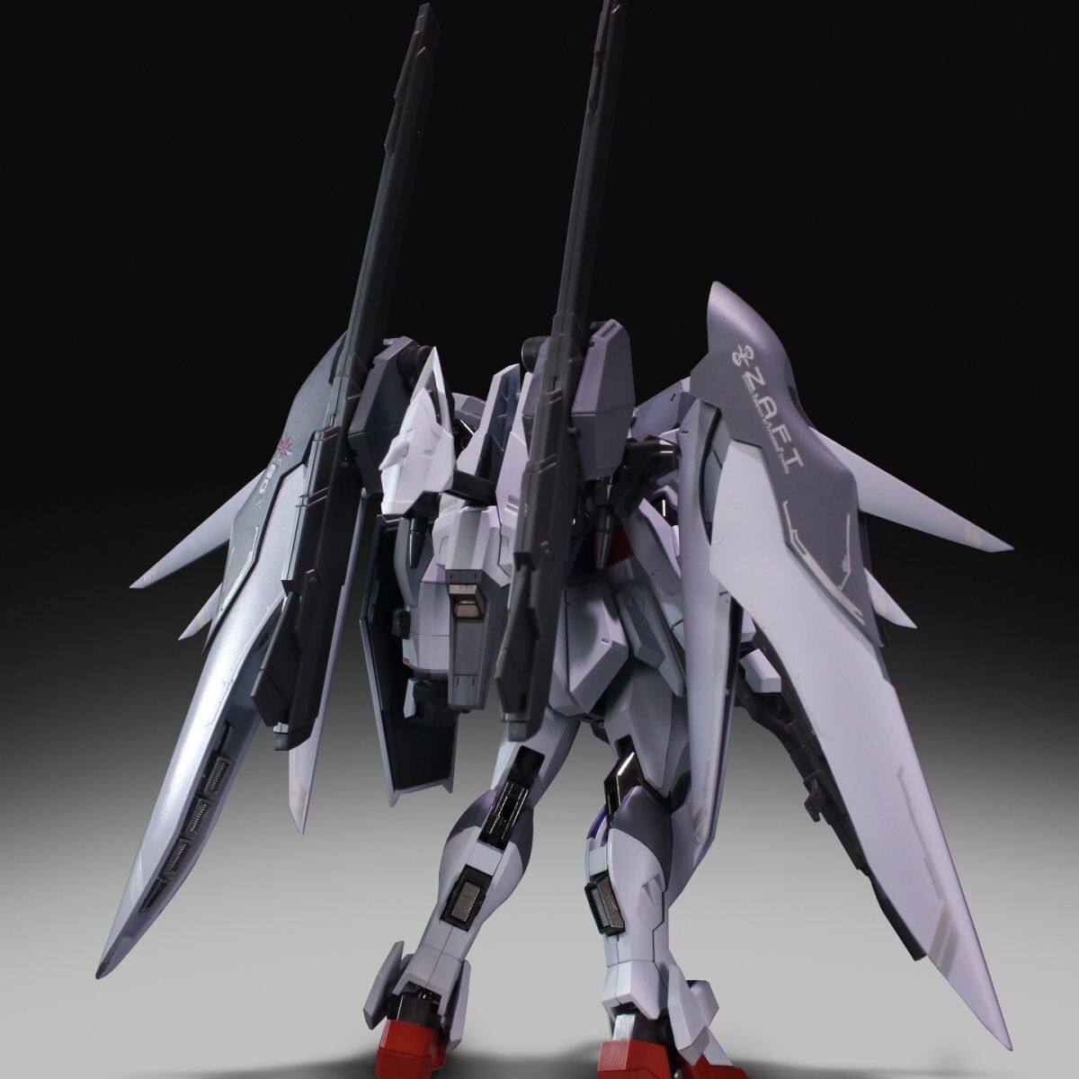 Nuevo Mr IMPULSE 1/144 ZGMF-X5 - Model Kit Zeus reseña y precio